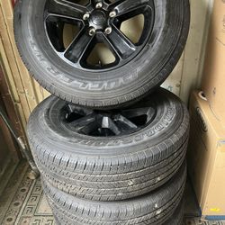 Tires For Jeep 255/7R18
