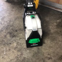 Bissell Carpet Shampooer