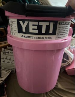 YETI 5 GALLON LOADOUT Bucket