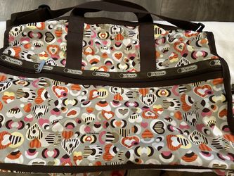 LE SPORTSAC DUFFLE  BAG  HEARTS  PRANGE GRAY WHITE YELLOW PINK SPORT SAC DUFFEL &  ZIPPERED POUCH NEW