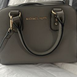 Micheal kors bag