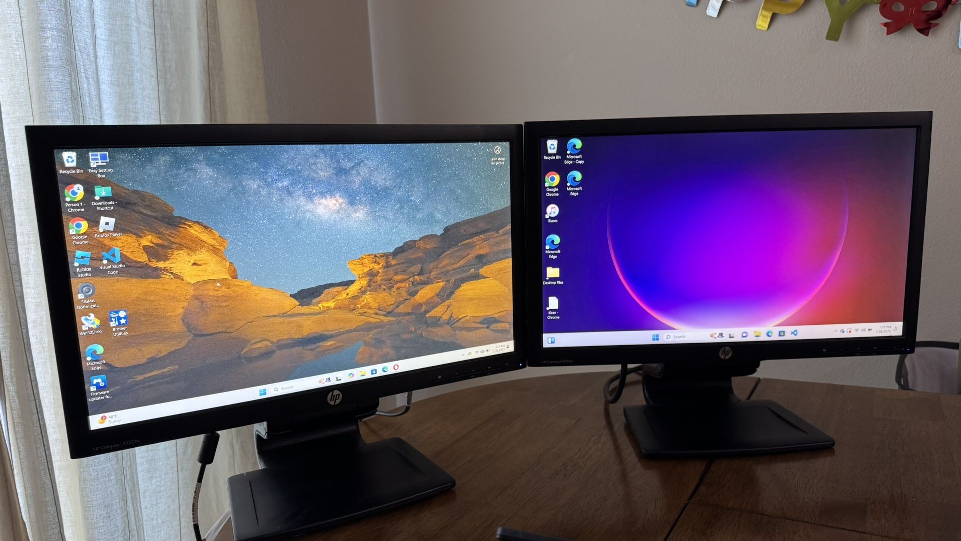 2X HP Compaq LA2206x 21.5" LED Backlit LCD Monitor