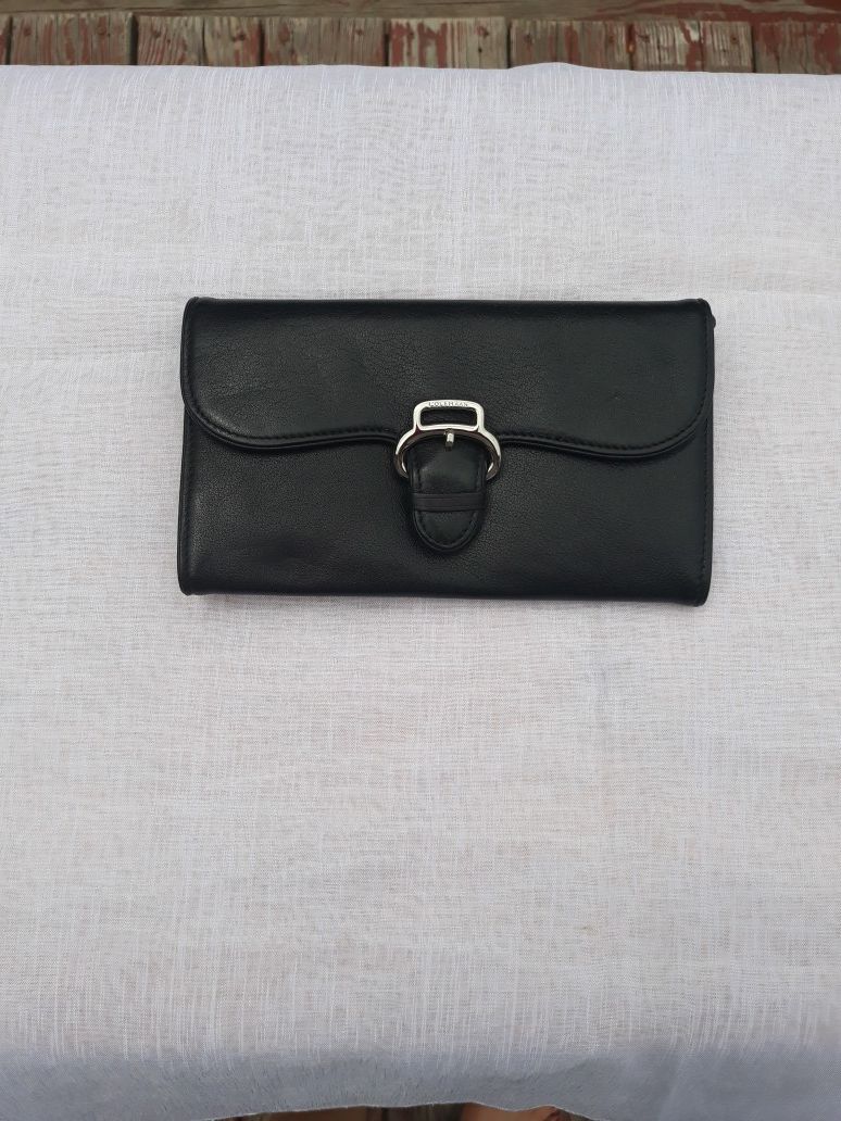 Cole Hann leather purse and wallet