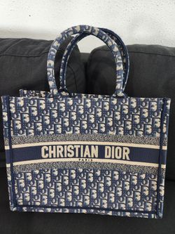 Christian Dior Book Tote Medium Oblique Canvas Navy