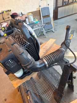 Poulan Pro PR48BT 48cc Backpack Leaf Blower – Runs Great