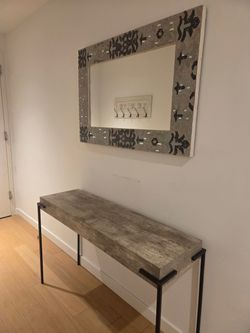 Pier 1 Beige Ceramic Wall Mirror – Like New, 40 x 27.5 Inches – Astoria, NY