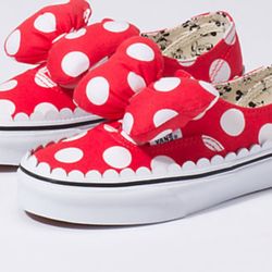 Minnie Mouse vans 