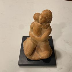 Vintage 1995 Mother And child Museum Inc Sculpture