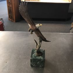 Kitty Cantrell Statue