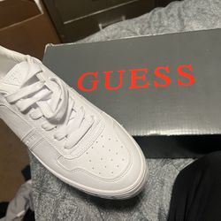 Guess  Shoes 👟 