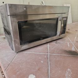 Whirlpool STAINLESS MICROWAVE!!  
