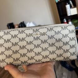 Cartera Mk Large 😍