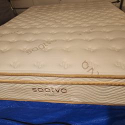 Saatva Luxury Firm Queen Mattress