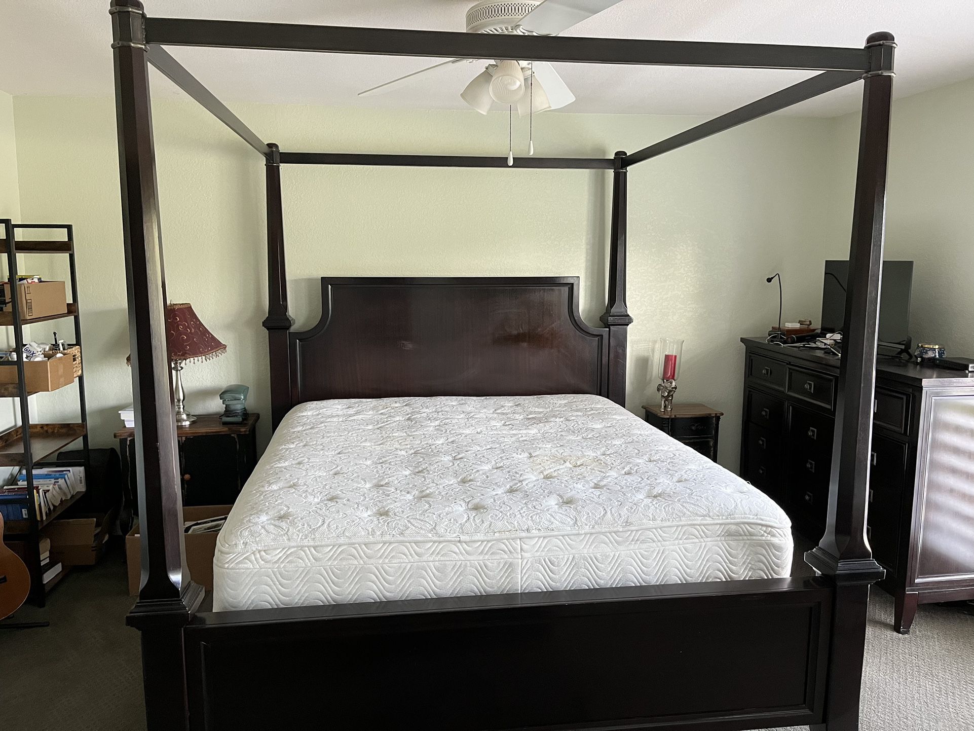Cal king Bed Canopy Bed Frame With Mattress 