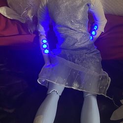 I’m Disney Frozen Play date 32 Inch