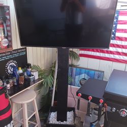 Homemade Outside T.v Stand W/ T.v 