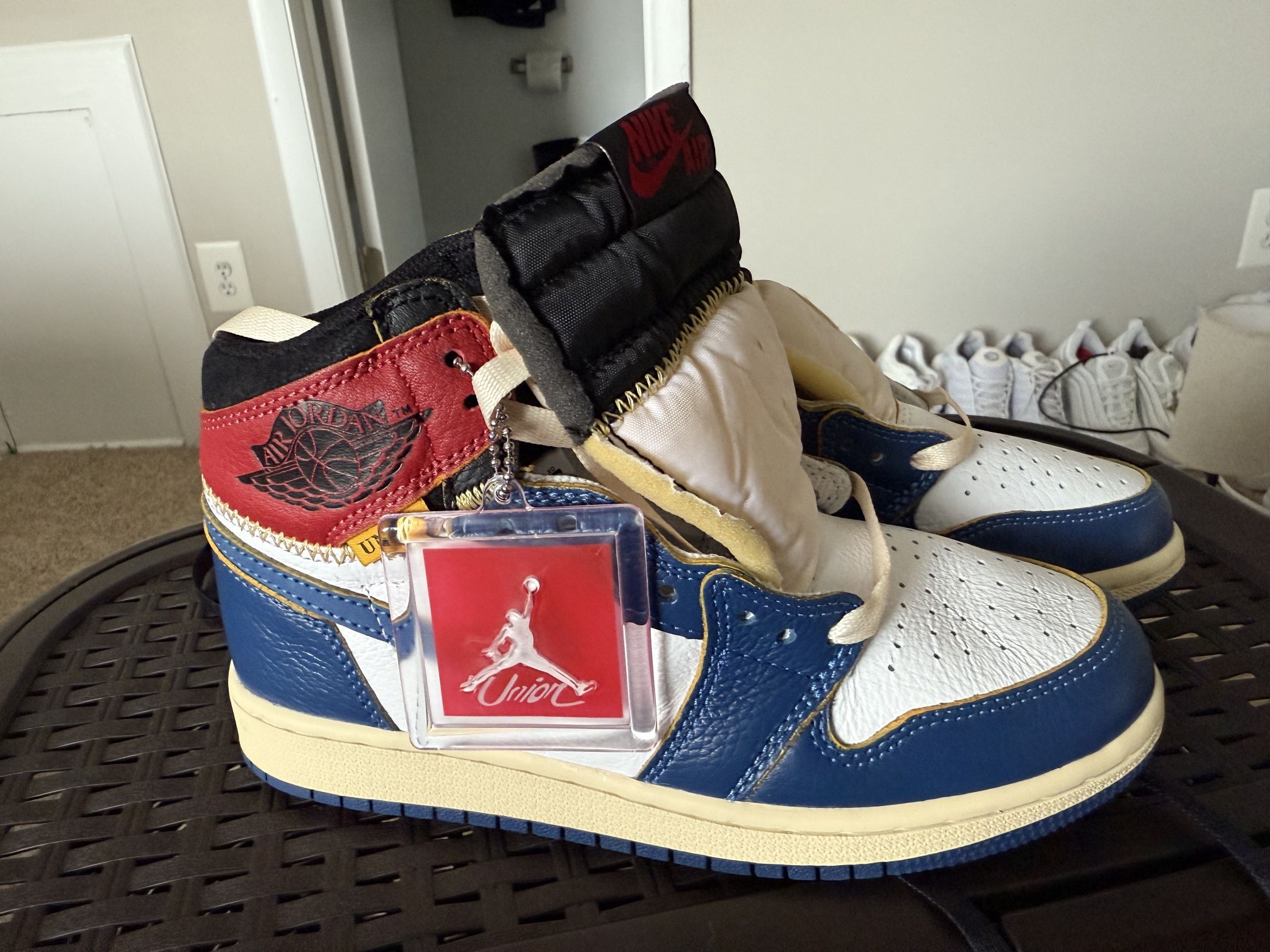 Jordan 1 Union Size blue/red Size 4 no Box 100$