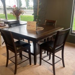 Counter Height, Dining Table