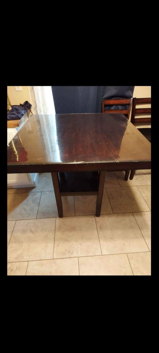 Dining Table W/chairs