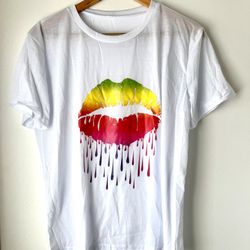 Lip Print T-shirt, Large 