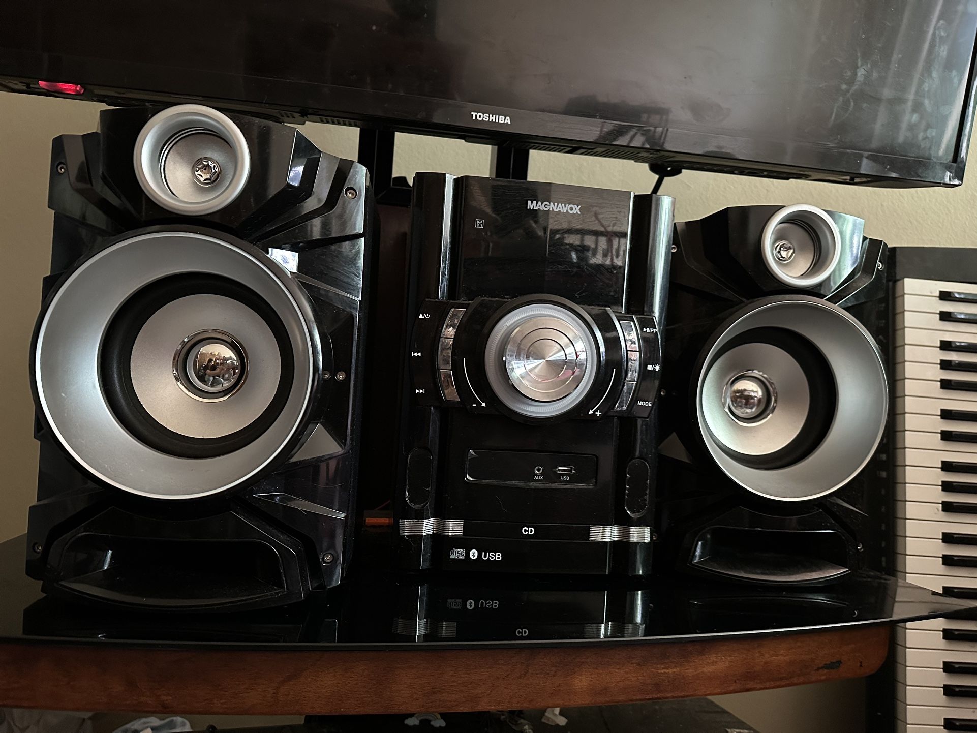 CDs Stereo Radio System 