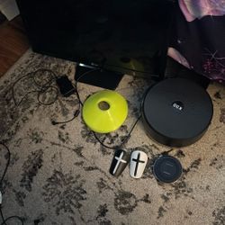 Cones Shinguards Monitor Monitor Stand And Samsung Charger 