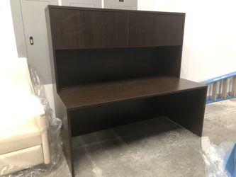 Desk with hutch new