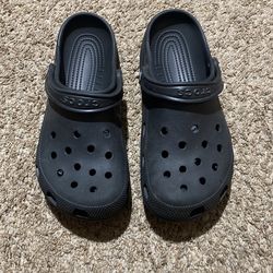 Crocs - Size 8 Men