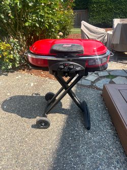 Coleman RoadTrip LXE Portable Propane Grill & Griddle Combo – Red