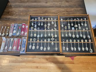Souvenir Collector Spoons