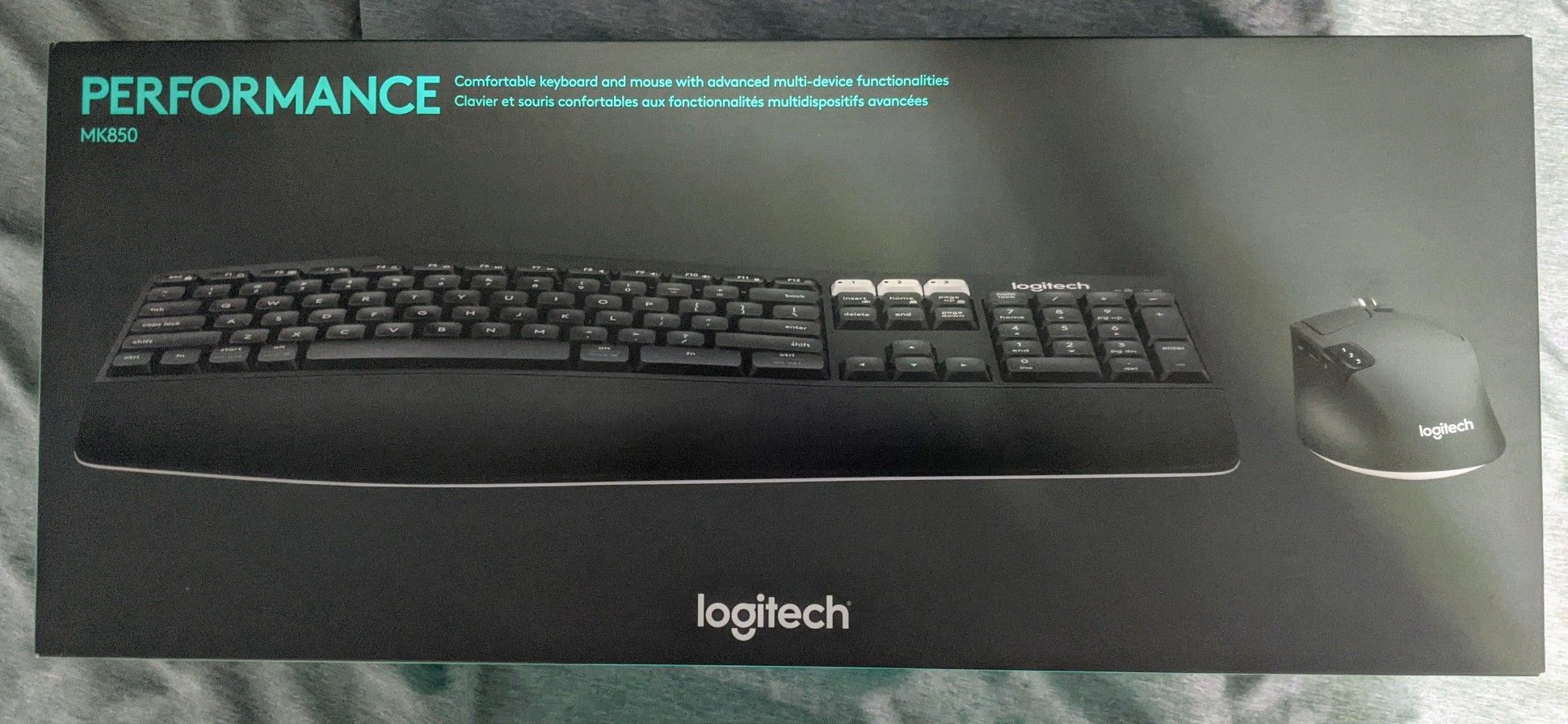 LOGITECH MK850 PERFORMANCE (WIRELESS KEYBOARD & MOUSE COMBO)