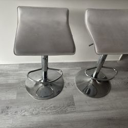 White Bar Stools