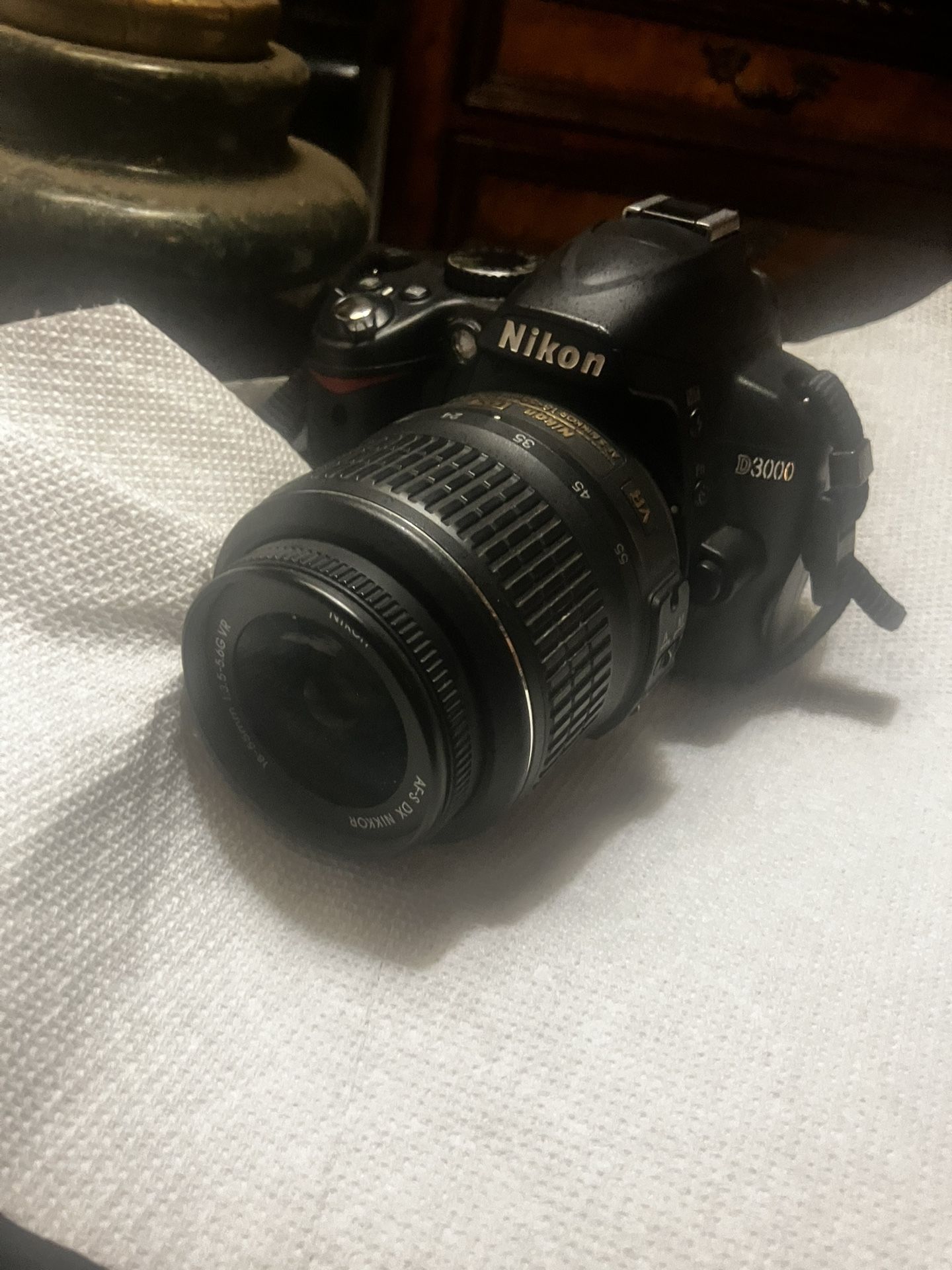 Nikon D3000