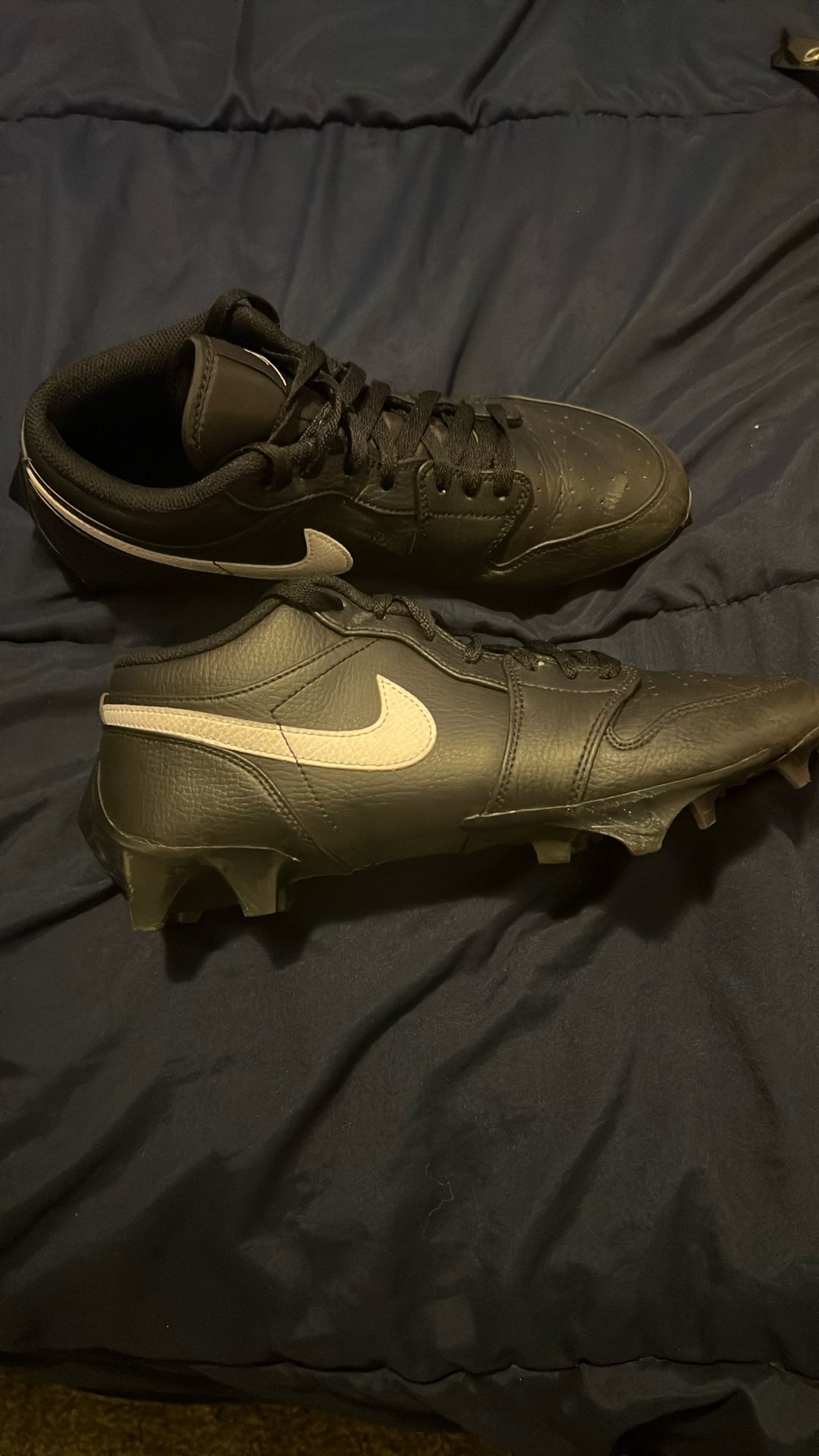 Reverse Dunks Cleats 
