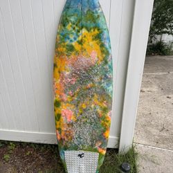 5’8 // 31.25L // Lost Retro Tripper Surboard