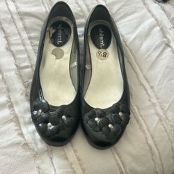 Women’s Size 8.5 Slip Ons