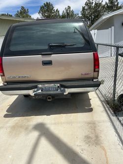1999 GMC Suburban