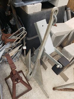 Boat trailer assessories