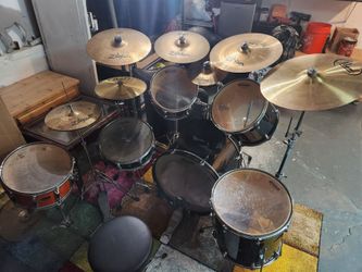 Drum Set Huge Symbal Set