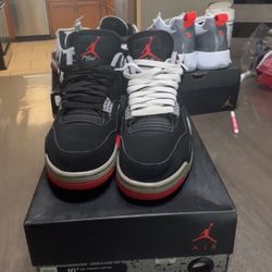 Jordan 4s