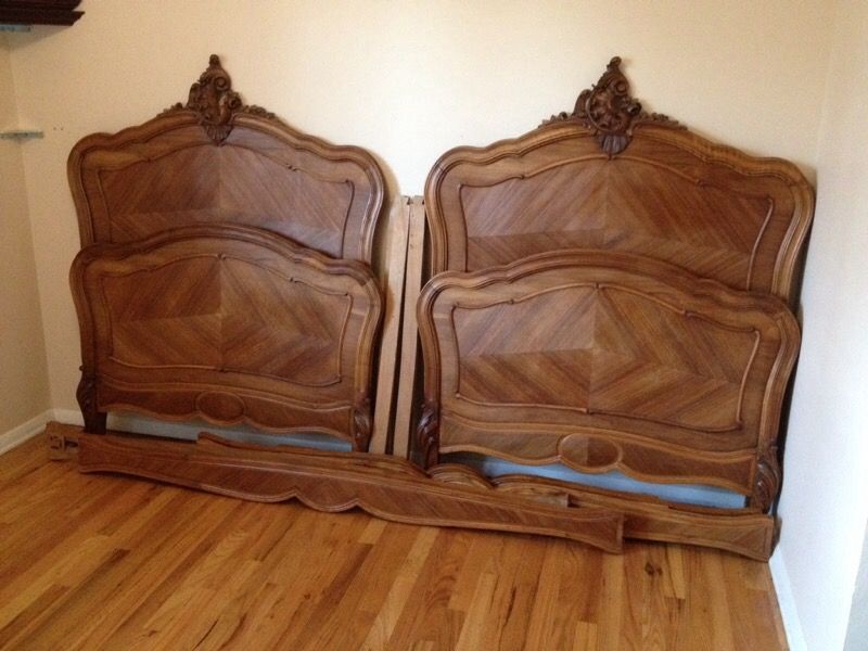 Antique Rococo Twin Beds