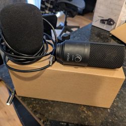 FIFINE Studio Condenser USB Microphone with Mounting Bracket And Accessories 