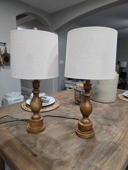 2 Modern Lamps