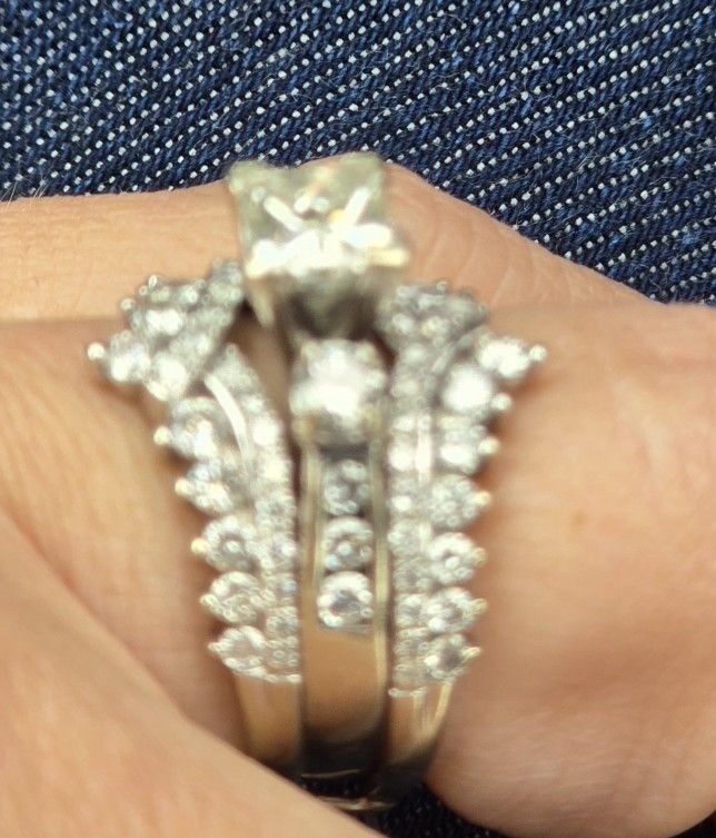 Engagement & Wedding Rings