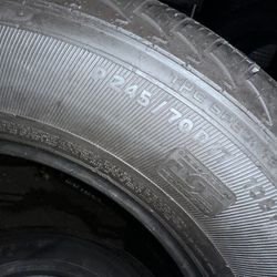 Set DE 4 LLANTAS Usadas 95 % DE Vida General 245/70/17 Instalada Y BALANCEADAS 