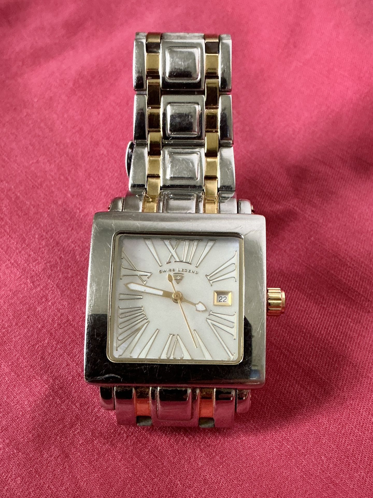 Swiss Legend Watch Women 30mm Silver Gold Tone 316L New Battery