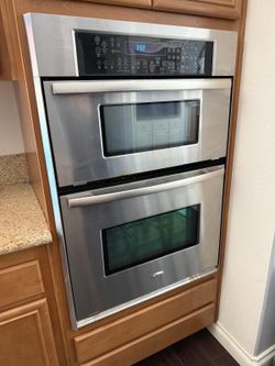 Whirlpool Built-In Microwave/Oven Combo – Stainless Steel