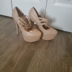 Nude Heels 