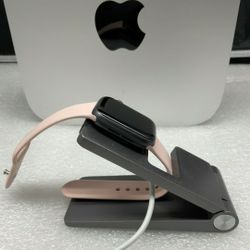 APPLE WATCH SERIES 4 40MM UNLOCKED NEW IN BOX $1 DOWN  TODAY REST IN PAYMENTS.NO CREDIT CHECK 