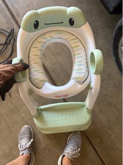 Kids toilet set $10